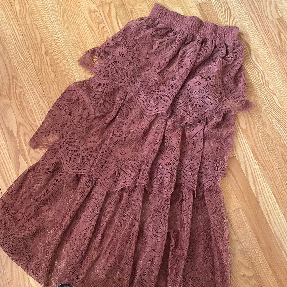 Tiered lace maxi skirt